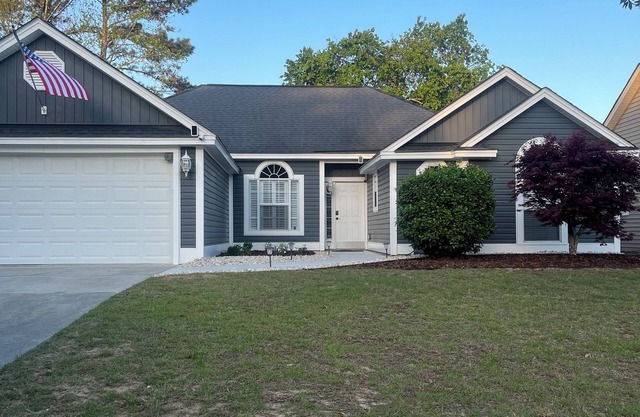 Super Clean & Cozy Savannah Home 15 min from bothnTybee Island and Downtown.