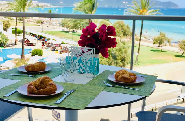 SUPER !! SA MANIGA Excl. Beautiful apartment, right on the beach incl. WIRELESS INTERNET ACCESS