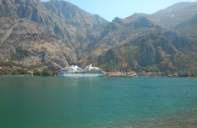 SUPERB HOUSE-APARTMENT, AT 40M SEA, GIANT VIEW ON THE BAY AND KOTOR OLD TOWN