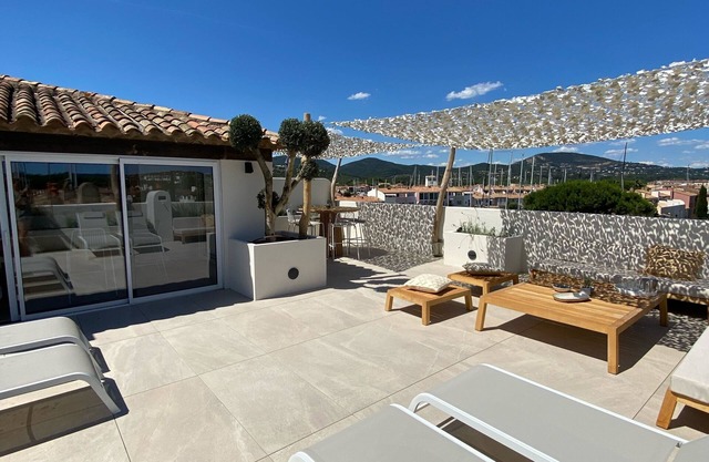 Superb house on the ROOF, Terrace with SUPERB VIEW on the CANALS and JACCUZZI