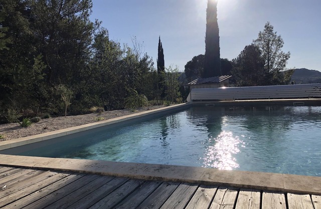 Superb Provencal villa with stunning views of Mont Ventoux 4 bedrooms