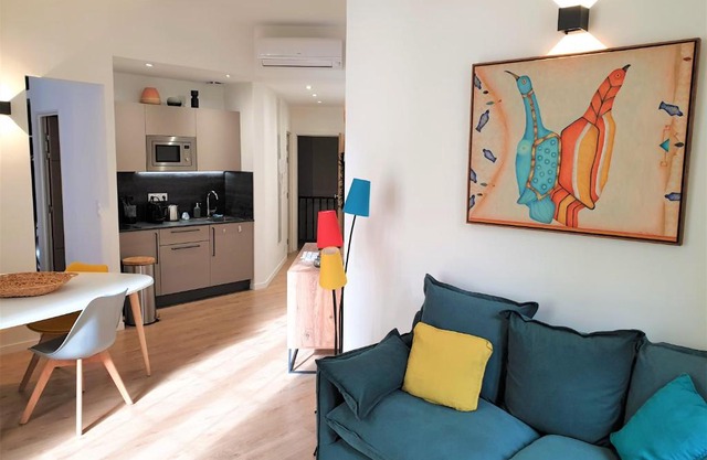 SUPERBE APPARTEMENT HYPERCENTRE