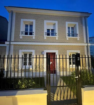 superbe villa au pied de Disneyland et val d'Europe
