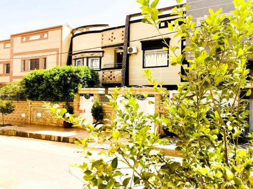 Superbe Villa de Prestige au Cœur d Oujda