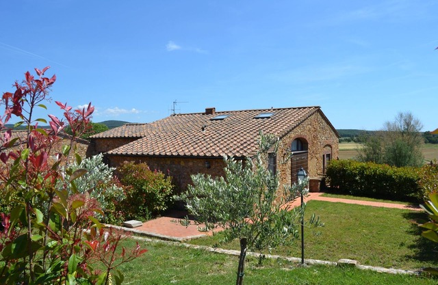 SUPERIOR APARTMENT IN MEDIEVAL VILLAGE, POOL, TENNIS, VIEWS, SEA 9 K