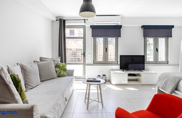 Supreme C2 Apartment in Syntagma