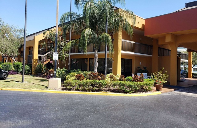 SureStay Hotel by Best Western St. Pete Clearwater Airport