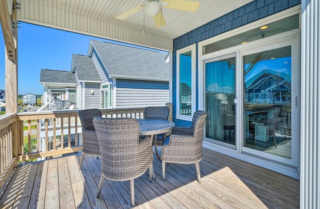Surf City House ~ 400 Ft Walk to Beach w/Decks!