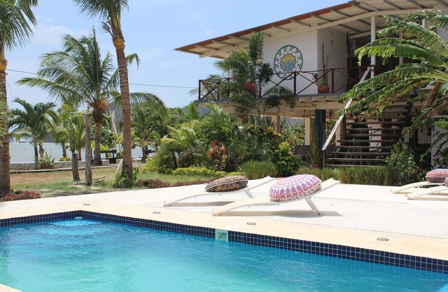 Surfhouse/Apartments Ocean Breeze and Ocean View