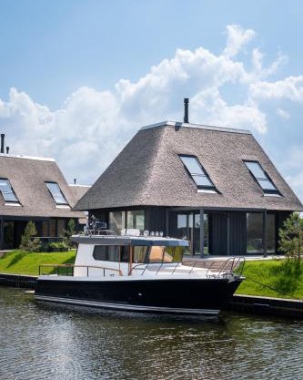 Svencelės Salos Canal Villa