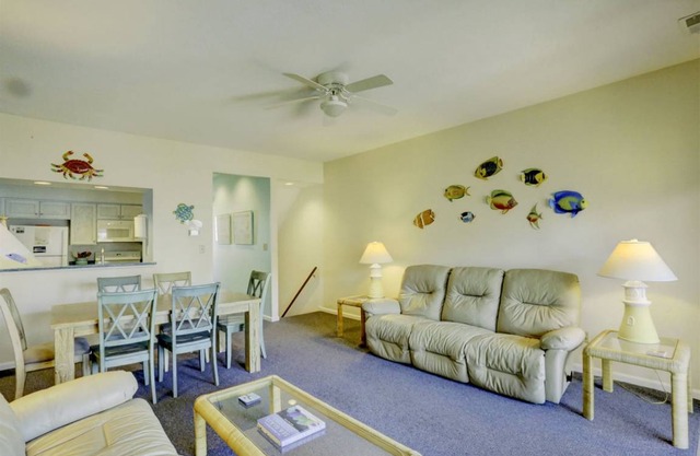 SW17 - Seawalk Seventeen - Seaside Vacations