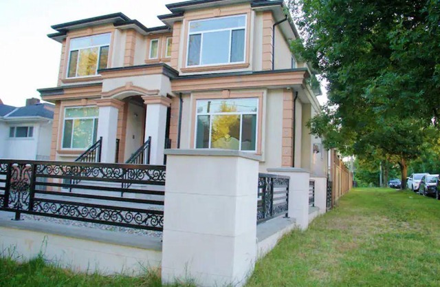 Sweet home Vancouver