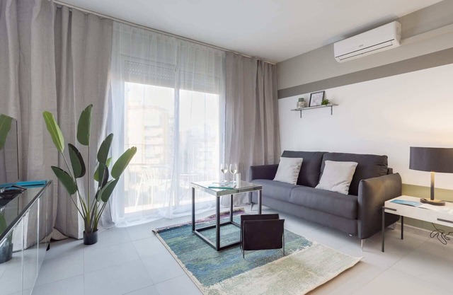 Sweett | Callao VI - Two Bedroom Apartment, Sleeps 4