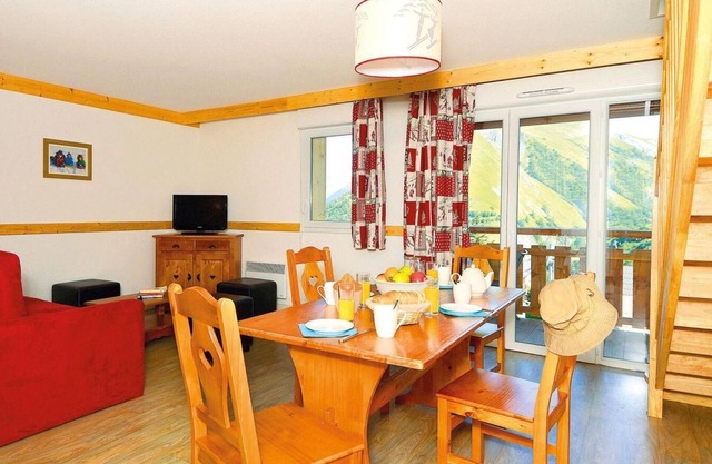 Swimming pool, parking, tv, ski locker, 50m², Saint Sorlin d'Arves