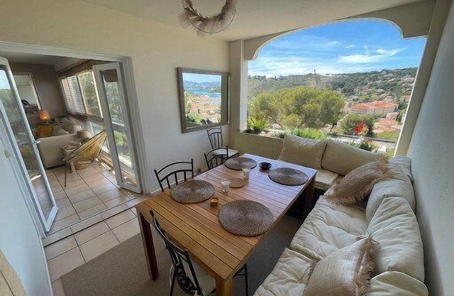 Swimming pool, Wi-Fi, private parking, terrace, beaches and shops on foot