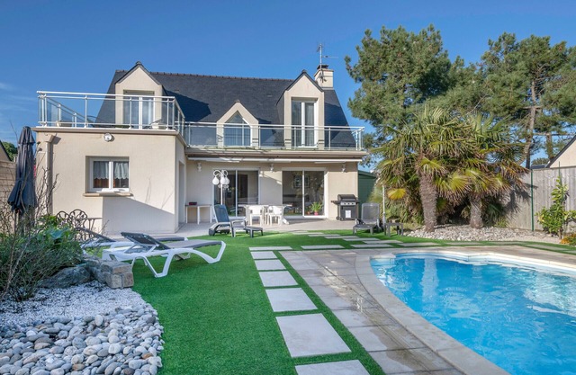 Swimming pool - Family house - 6 people