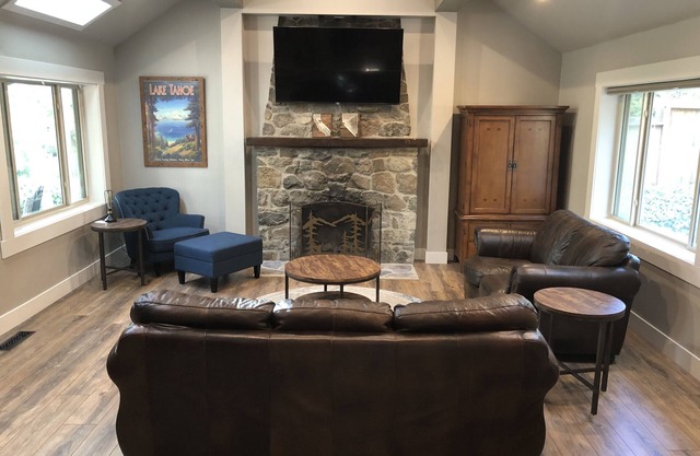 Top-rated, Completely Renovated Zephyr Cove Cabin near Skiing/Casinos