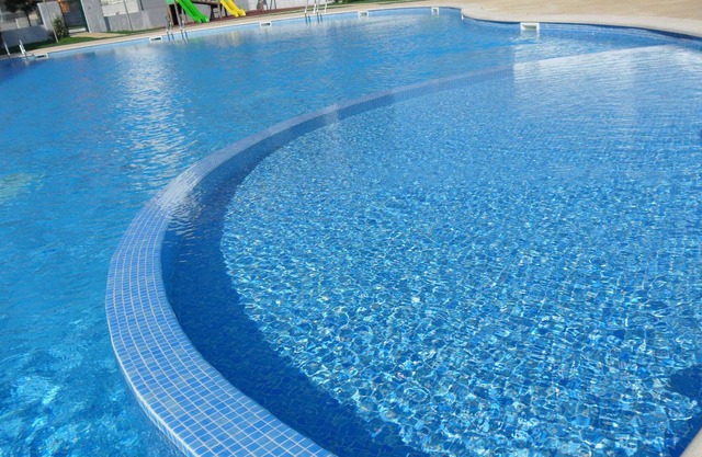 T2 with Pool