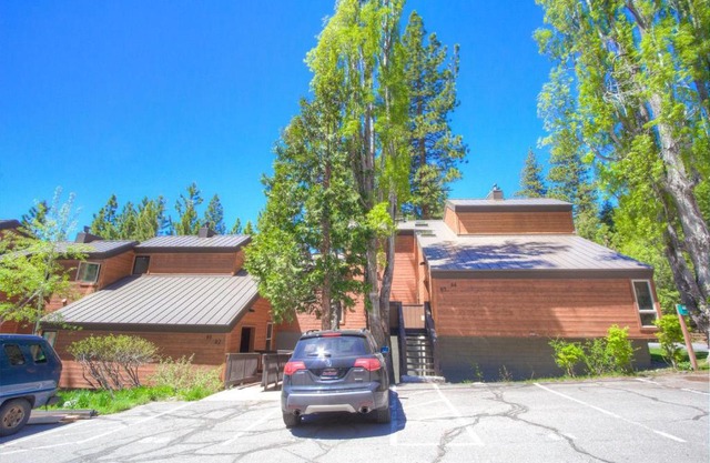 Tahoe City Condo in The Villas