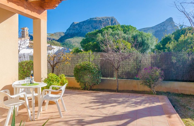 TAMARELL - Chalet with private garden in Montferrutx ( Colònia de Sant Pere).