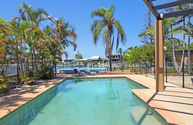Tarcoola 41 home by the beach