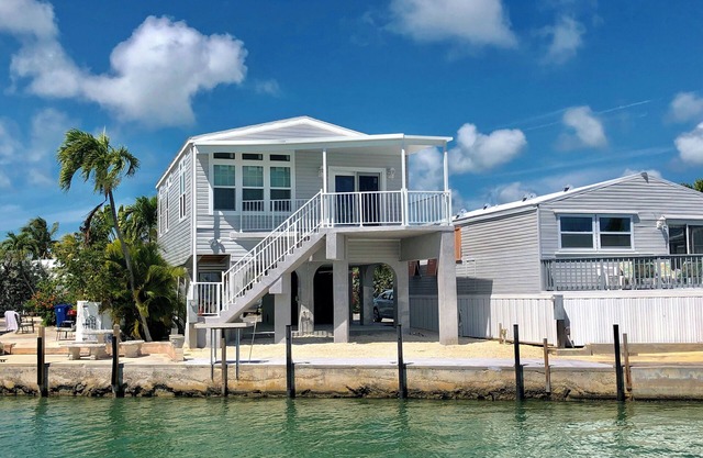 Tarpon Alley - Venture Out 509