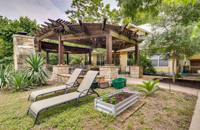Taylor Vacation Rental w/Patio & Creek Access!