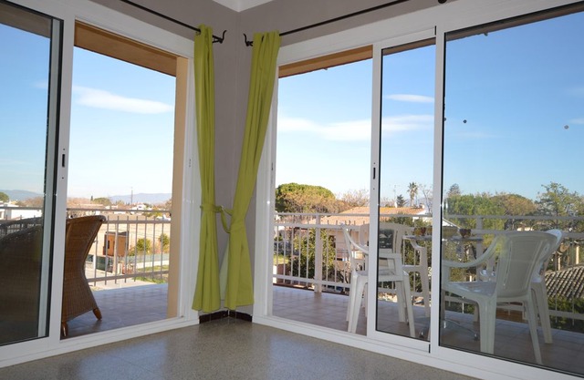 TCanigó2D - Apartamento con piscina comunitaria. - Apartment for 4 people in Sant Pere Pescador