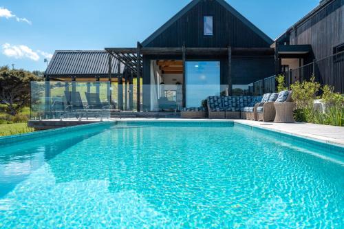 Te Whau Retreat - Main House - Be My Guest Waiheke