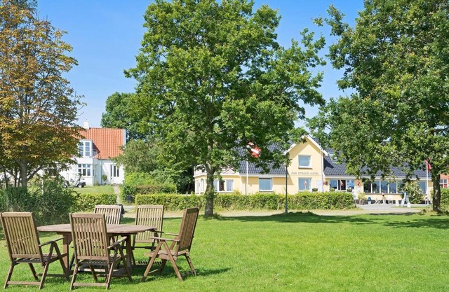 Ten-Bedroom Holiday Home in Fur