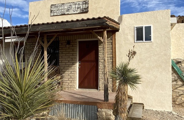 Ten Bits Ranch - Room #13 Jail