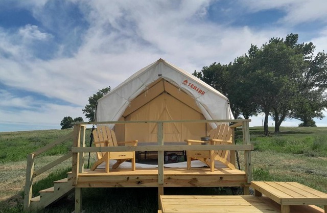 Tentrr State Park Site - Nebraska Sherman SRA - Redwood Lakeview D - Single Camp