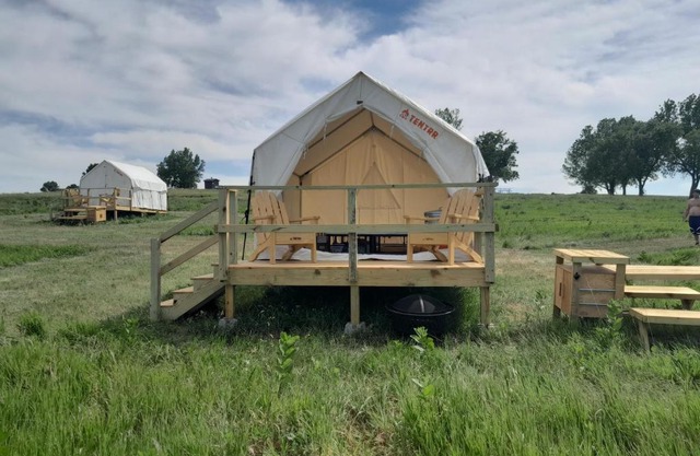 Tentrr State Park Site - Nebraska Sherman SRA - Redwood Lakeview C - Single Camp