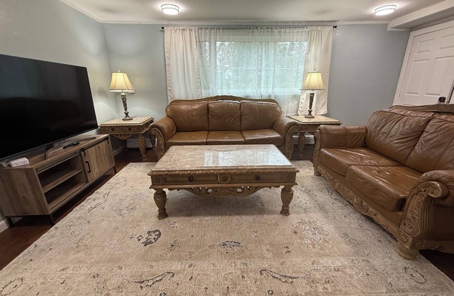Terrific 3-bedroom apartment in Fairbanks