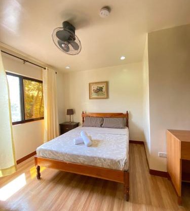 Tessie's Home Stay Bed & Breakfast