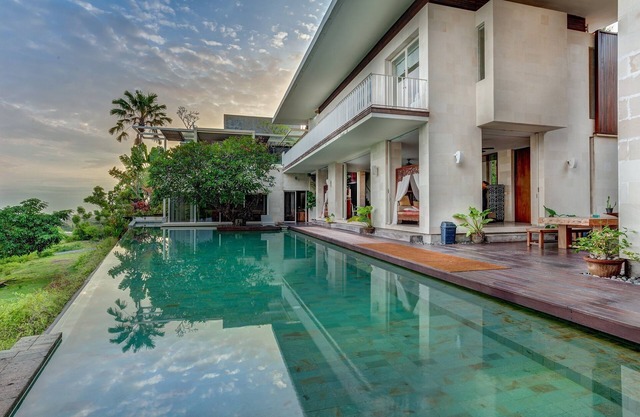 TG 5 Bedroom Villa Panoramic Bay View