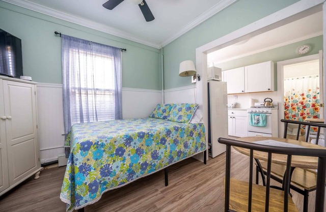 Ta Ocean Grove 