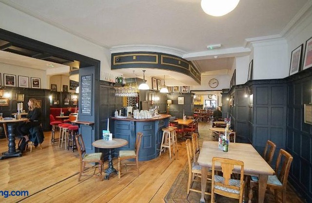 The Alma Taverns Boutique Suites - Room 3 - Hopewell