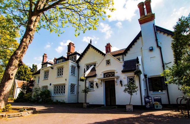 The Alverbank Hotel