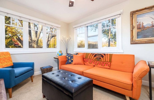 The Amber Suite - Historic Avenues Downtown Apt