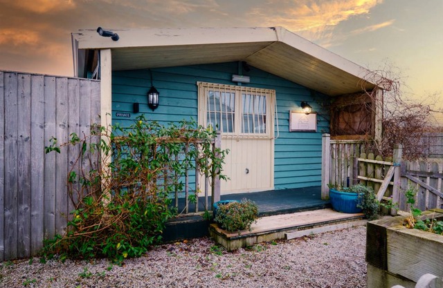 The Beauty Shed - Private hot tub