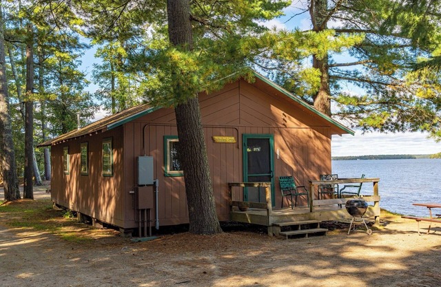 The Best Pelican Lake Views