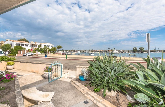 The Best View in Town is from this Bayfront Beauty!