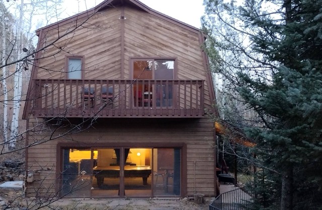 The Cabin at Creekwood is a 2-story guest house tucked away on 10 mountain acres
