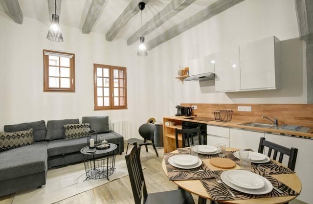 The cabin: In the shade of old beams