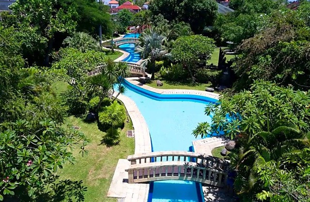 The Cakra Hotel