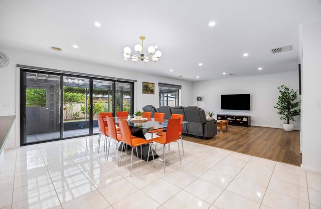 The Canadian Escape, Ballarat - Up to 10 guests!