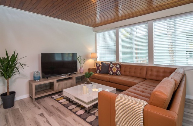 The Cedar #4 - 3 Bed 1 and 1/2 Bath Executive townhouse!