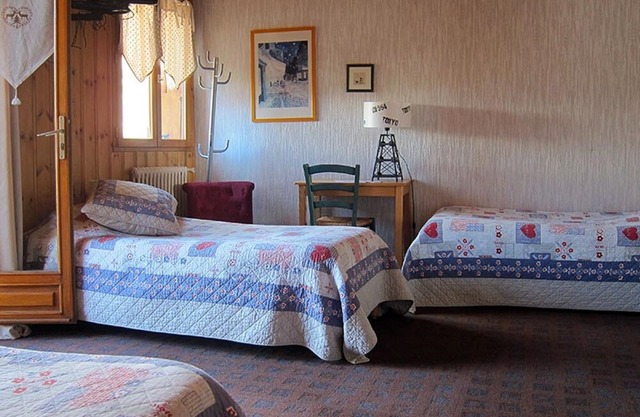 The Clé des Champs quadruple room