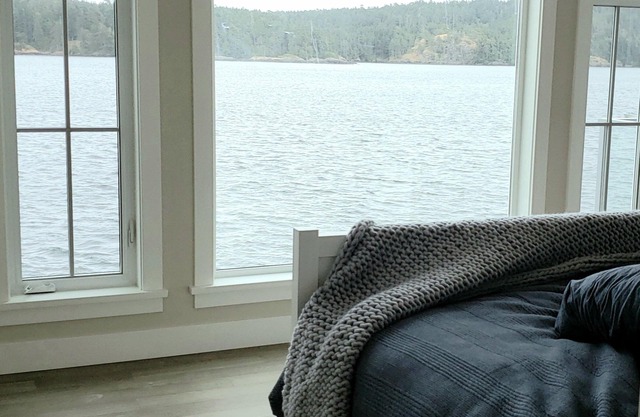 The Cliff House Spirit Bay